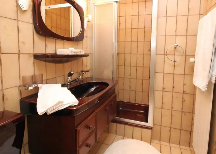 Chesa Alice 公寓 *